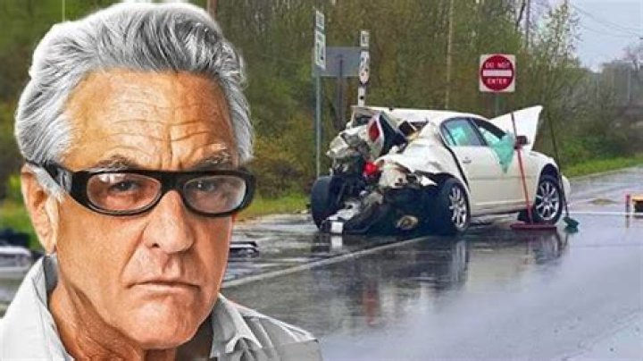 Barry Weiss, 'Storage Wars' Star, Dies Of Heart Attack