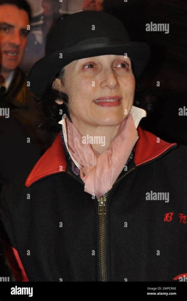 Bebe Neuwirth Family: A Glimpse Into The Actress's Life And Legacy