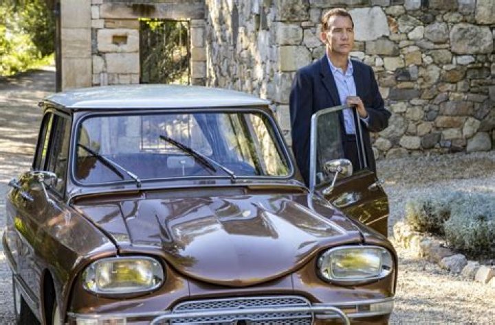 Discovering Drew Scott's Ride: What Kind Of Car Does He Drive In Backed By The Bros?