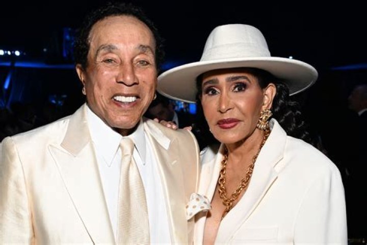 Discovering Smokey Robinson's Wife: A Journey Through Love And Legacy