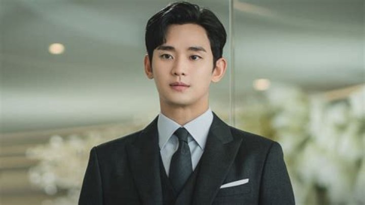 Exploring The Enigma Of Kim Soo Hyun's Crush