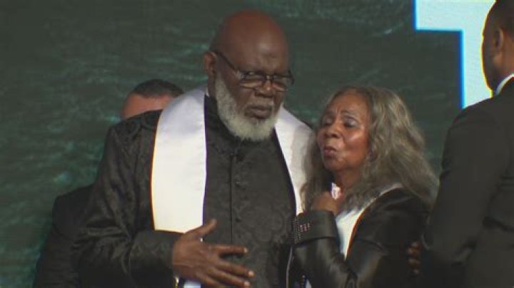 Has TD Jakes Resigned From His Church: The Truth Unveiled