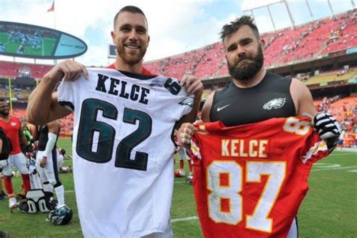 Learn About Jason Kelce's Battle With Knee Disease