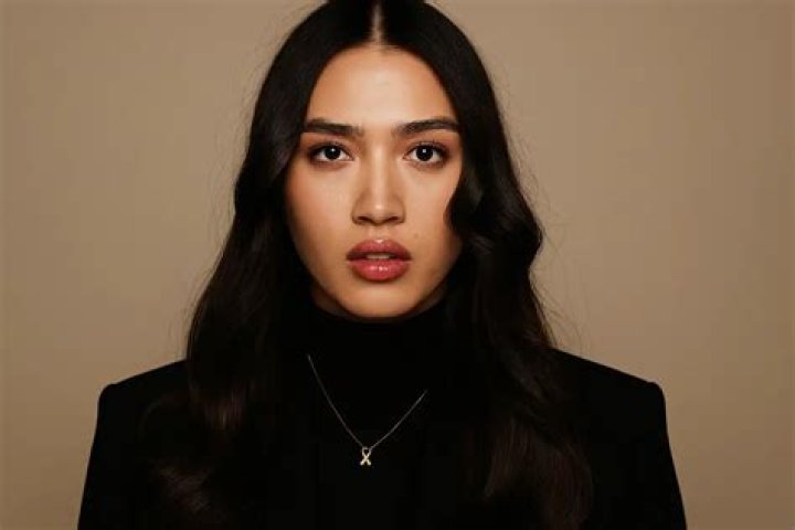 Noa Argamani Feet: A Unique Perspective On Her Journey