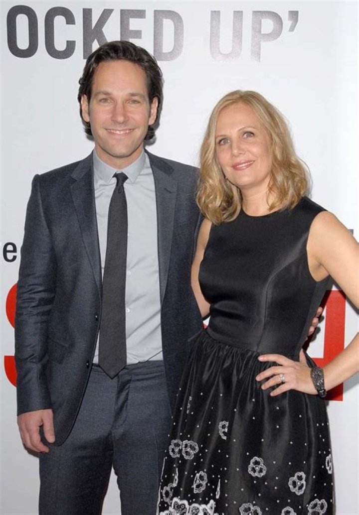 Paul Rudd And Wife: A Love Story For The Ages