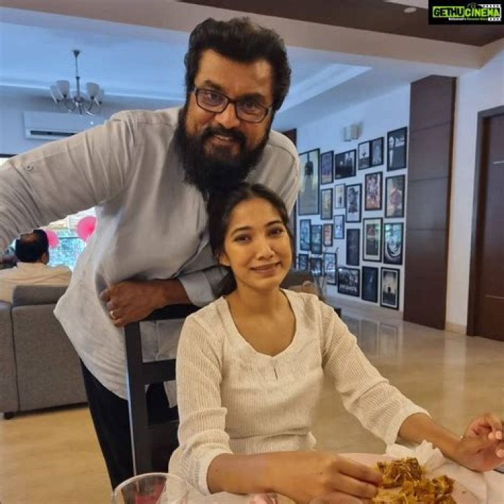 Pooja Sarathkumar: Unveiling Her Date Of Birth And Life Journey