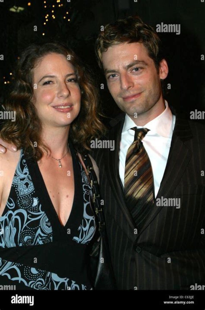 Robin Weigert's Partner: Uncovering The Personal Life Of The Acclaimed Actress