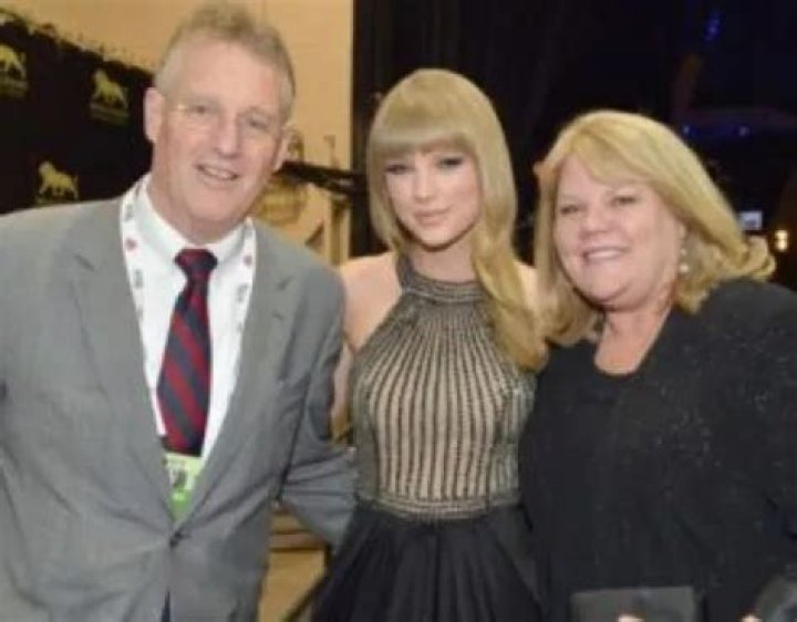 Taylor's Parents Remarry: A Touching Reunion | Latest News