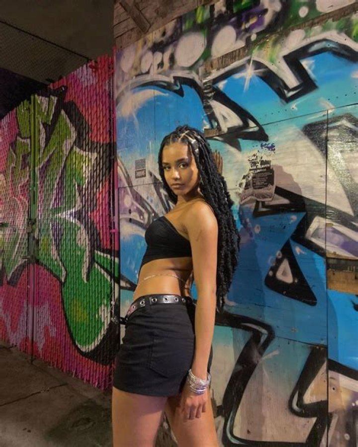 The Ultimate Guide To Achieving A Slender Tyla Waist: Tips And Tricks