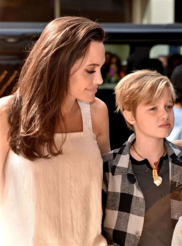 Unraveling The Mystery: Is Shiloh Pitt A Boy Or A Girl?
