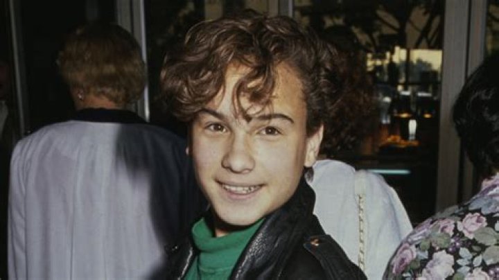 Unveiling Johnny Galecki's Age: A Journey Through Time