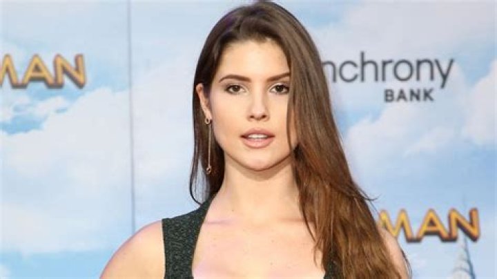 Unveiling Julia Gisella's Net Worth: The Rise Of A Social Media Sensation