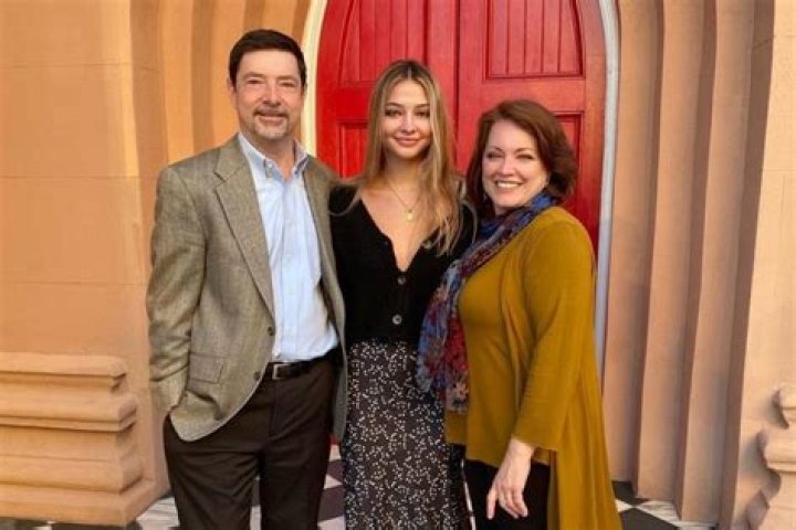 Unveiling The Enigma: Madelyn Cline’s Height And Weight