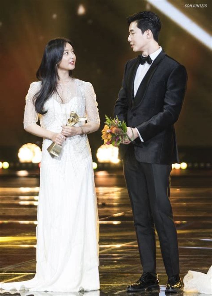 Unveiling The Truth: Kim Ji-won Relationships In Real Life